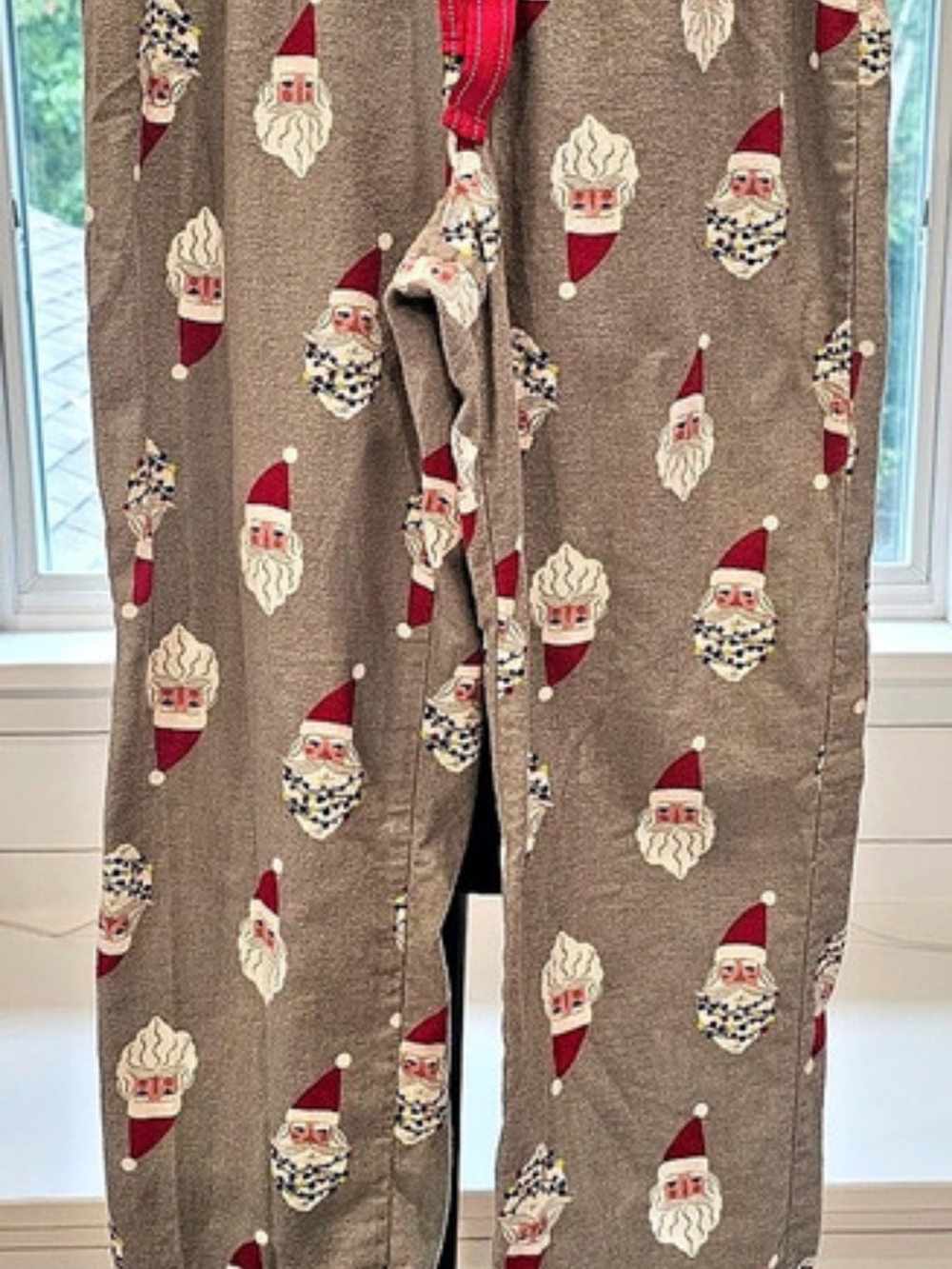 Old Navy Santa Print Lounge Pants